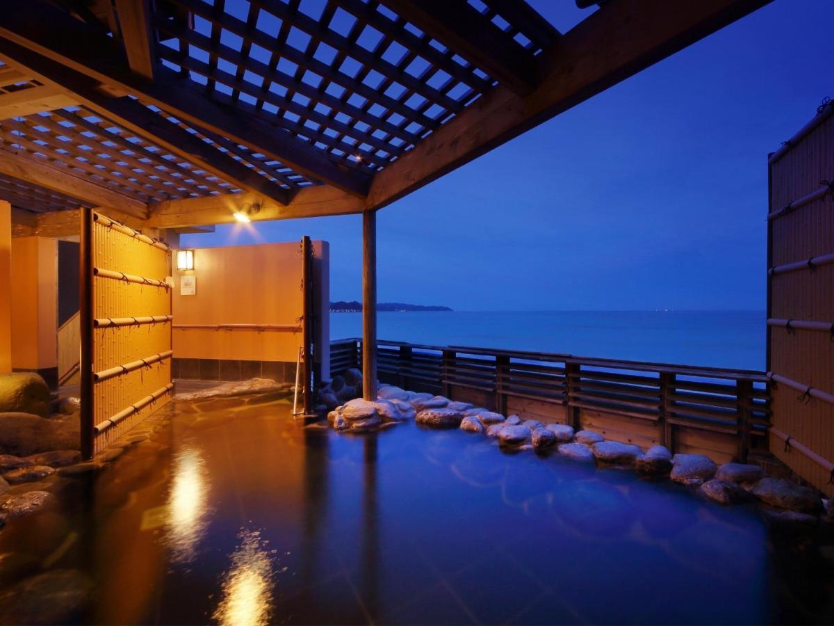 Kamogawa Grand Hotel Exterior photo