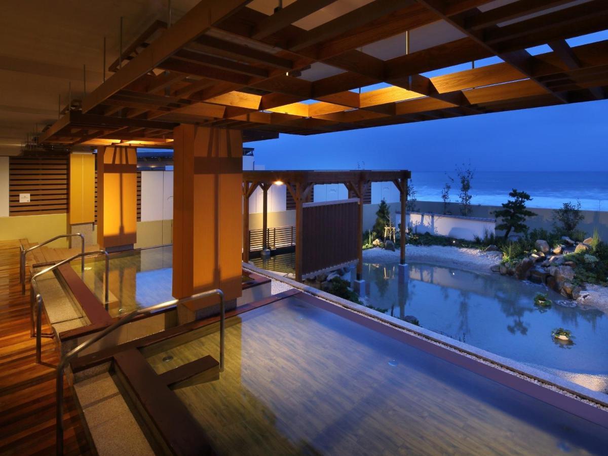 Kamogawa Grand Hotel Exterior photo