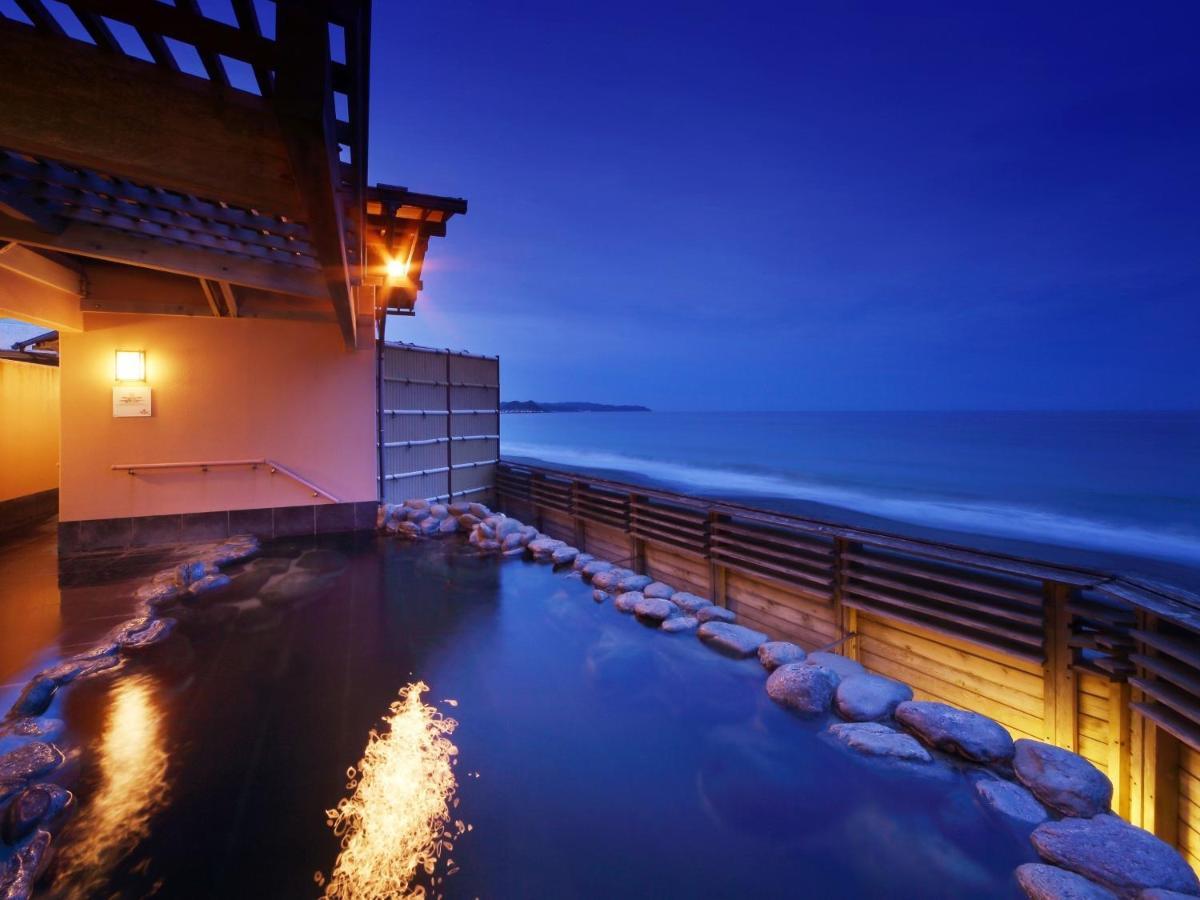 Kamogawa Grand Hotel Exterior photo